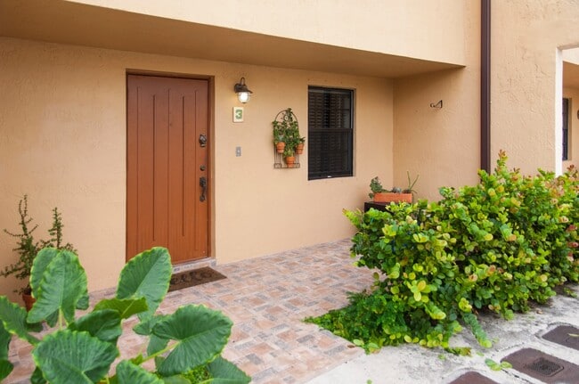 Foto del edificio - 3869 SW 99th Ave