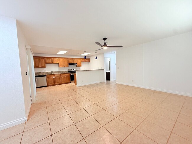 Foto del edificio - AVAILABLE NOW 3 Bedroom 2 Bathroom APARTME...