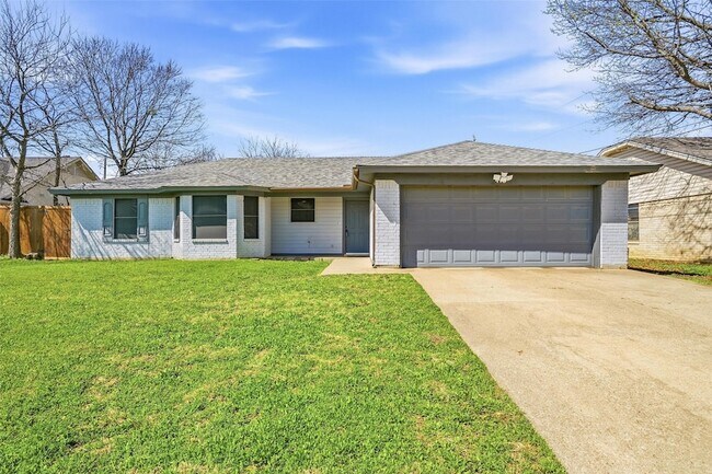 Foto del edificio - 416 Colonial Pl