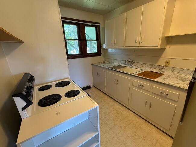 Foto del edificio - 182 3rd St NE