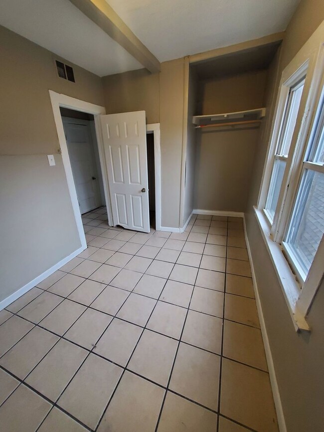 Foto del edificio - 3170 N 7th St