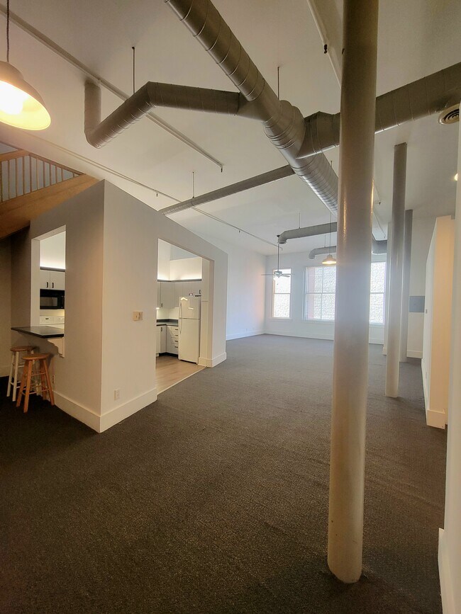 Foto del edificio - 122 N 3rd St