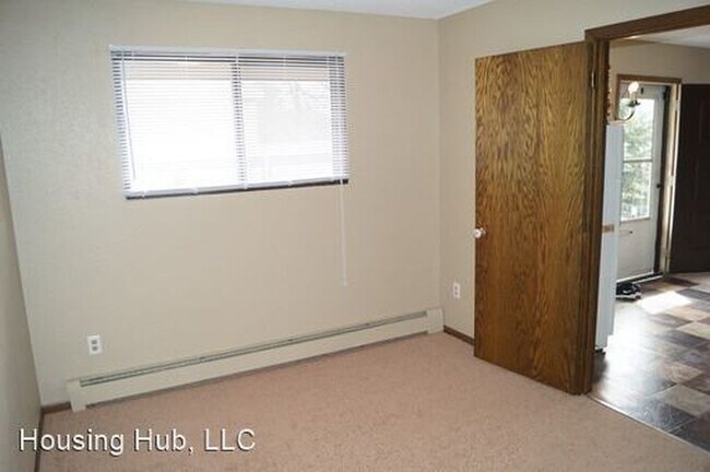 Foto del edificio - 92 Arlington Ave W