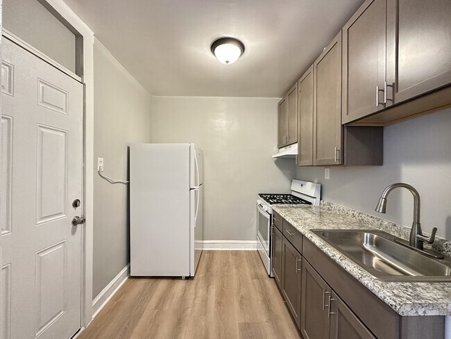 Foto del edificio - 4826 N Avers Ave