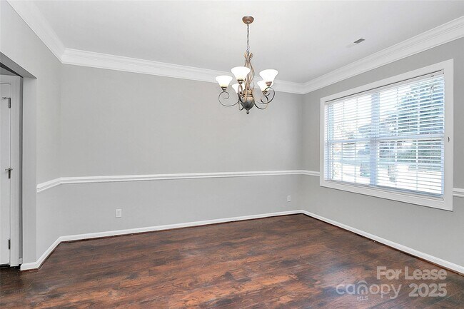 Building Photo - 15917 Prescott Hill Ave