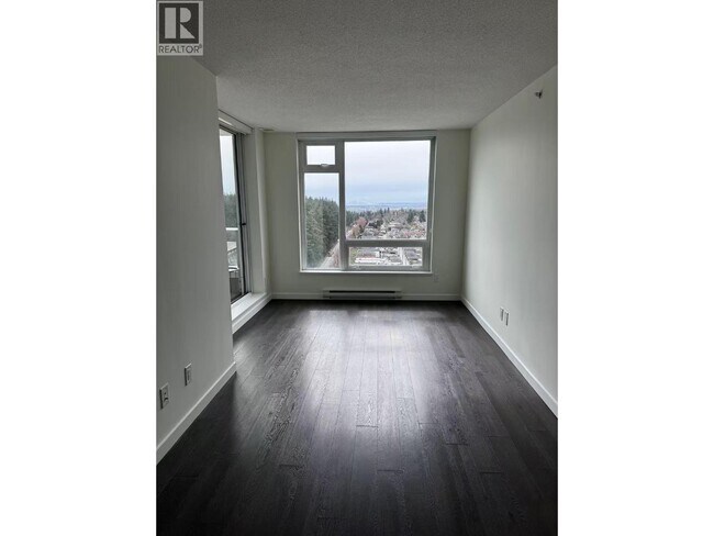 Photo du bâtiment - 5665 Boundary Rd