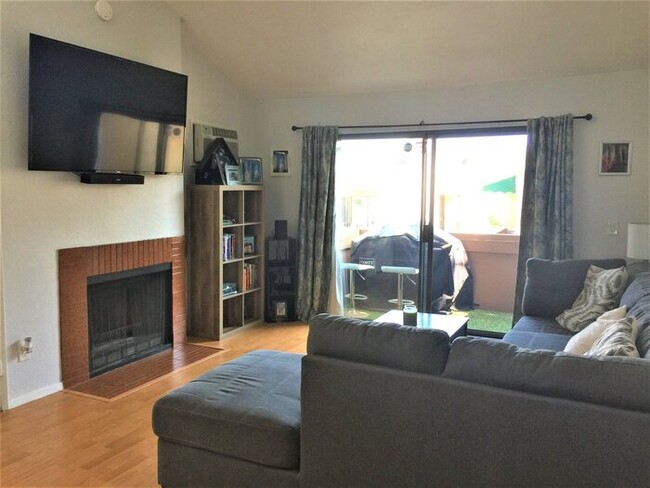 Foto del edificio - 2920 Briarwood Rd