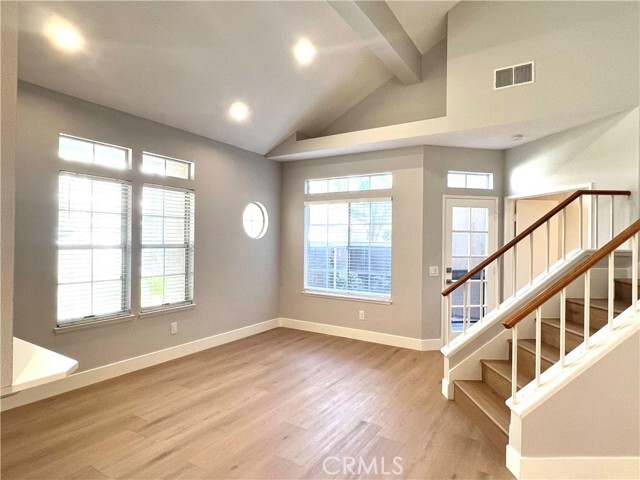 Building Photo - 13220 Royalcrest Ct