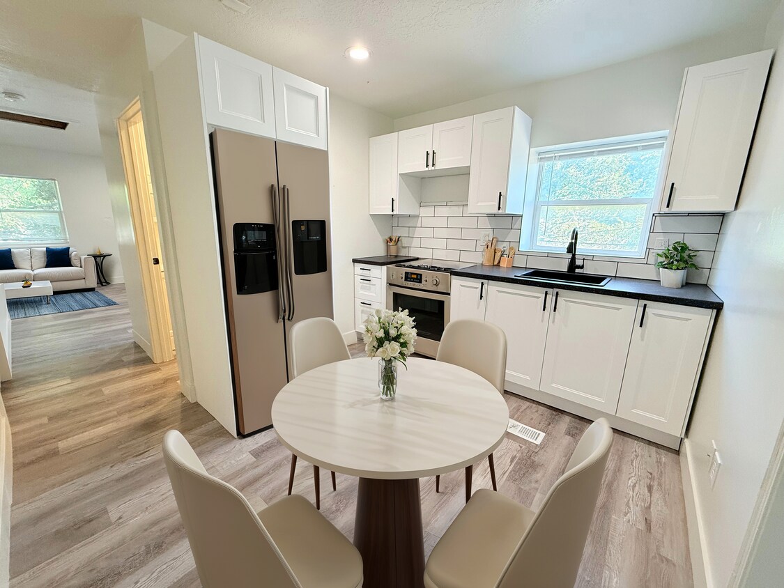 Foto del edificio - 3167 S 700 E