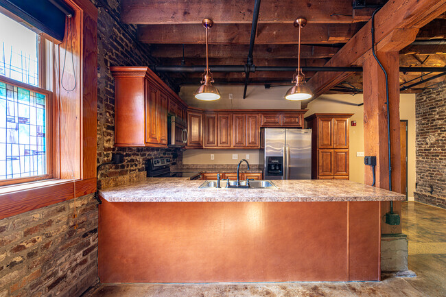 Building Photo - 126 McCammon Ave
