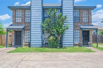 Building Photo - 1028 McKinley St