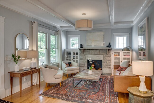 Foto del edificio - 1720 Beechwood Ave
