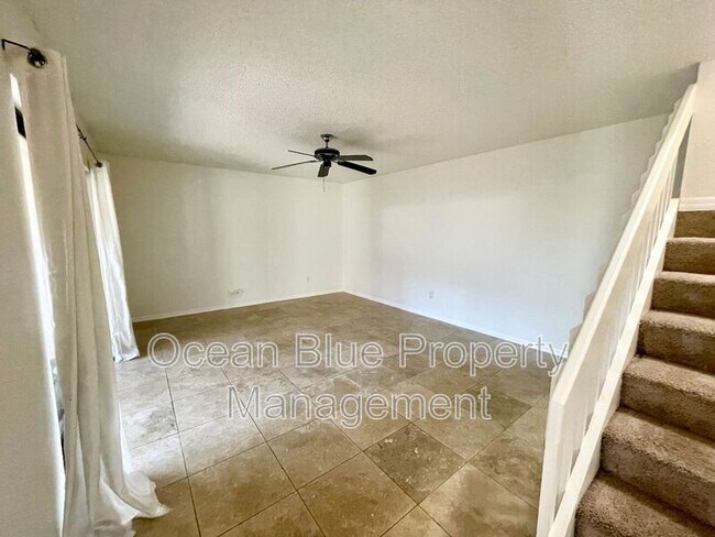 Building Photo - 15425 E Pond Woods Dr