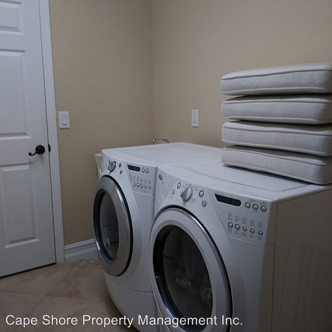 Foto del edificio - 3 br, 2 bath House - 1208 NW 14th Ave.