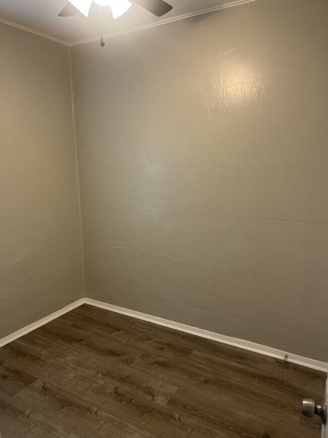 Foto del edificio - 2427 N 57th St