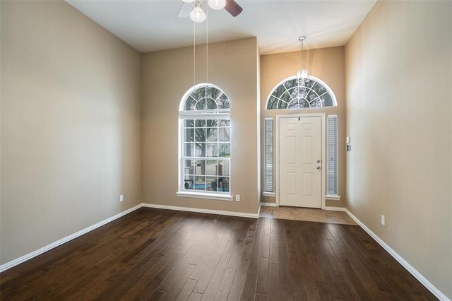 Building Photo - 413 Creekside Dr