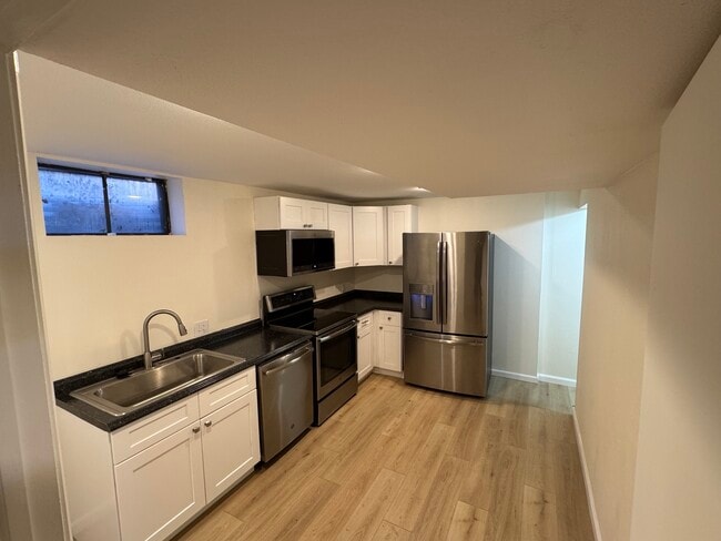 Foto del edificio - 6085 W Arkansas Ave