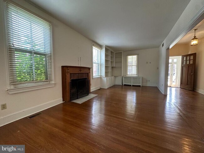 Foto del edificio - 2401 W 18th St