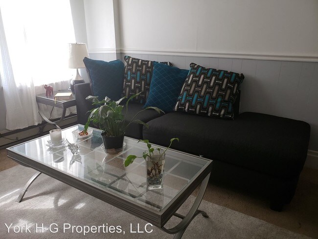 Foto del edificio - 2700 Elm St