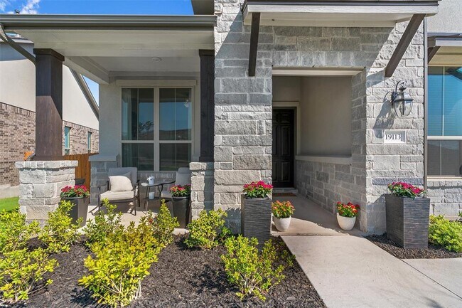 Building Photo - 19113 Freeman Cir
