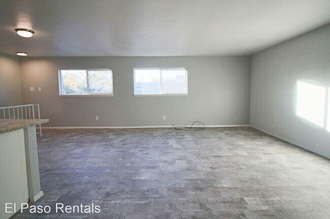 Building Photo - 2 br, 1 bath House - 108 Goldens Sands #D