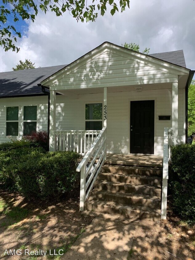 251253 E Mason St, Franklinton, NC 27525 Apartment for Rent in