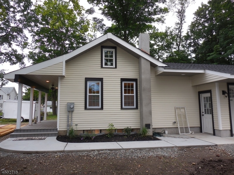 Primary Photo - 906 Ringwood Ave