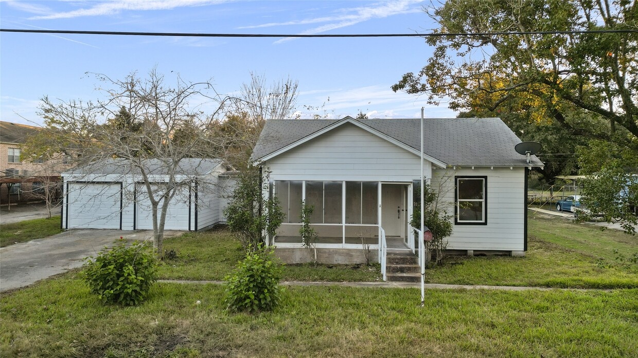 Foto principal - 2027 Scott St