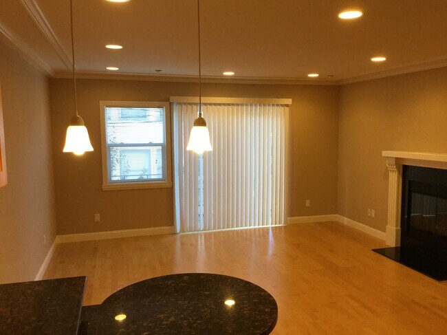 Foto del edificio - 129 Lexington St