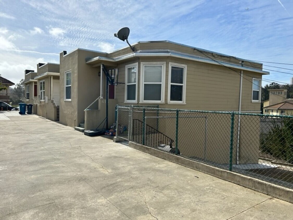 Foto principal - G4 | (M&amp;R) 412-414 &amp; 416 E Street