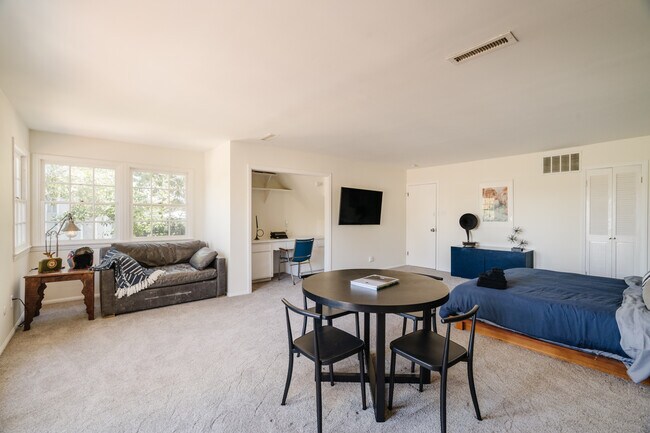 Building Photo - 4737 Abargo St