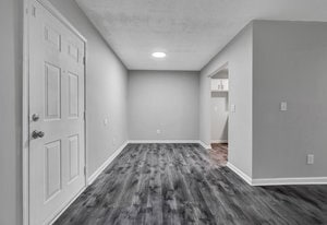 Building Photo - Fully Renovated, Under New Management!