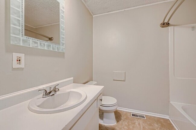 Foto del edificio - 6555 Deermont Court, Charlotte, NC, 28211