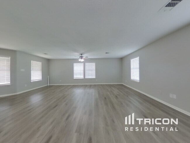 Building Photo - 21439 Jamals Way