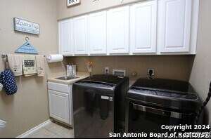 Building Photo - 729 San Mateo