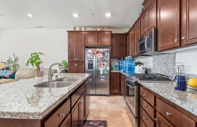 kitchen - 40233 Calle Real