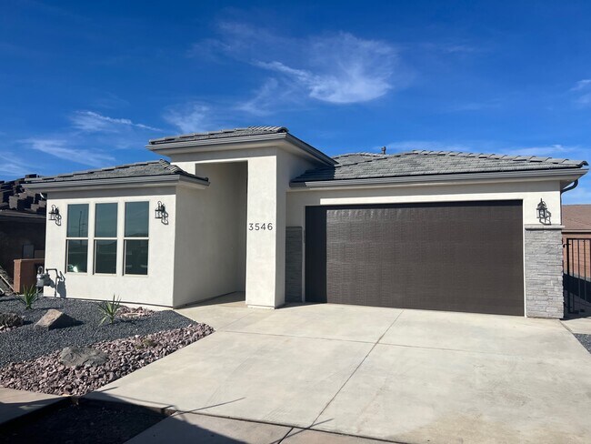 Building Photo - 3546 W 185 N