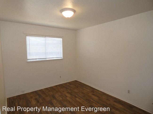 Building Photo - 2 br, 1 bath House - 160 S. Indiana St.