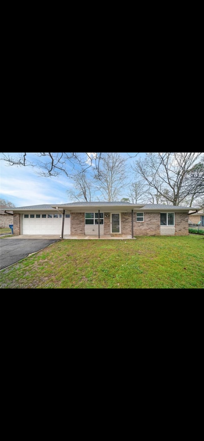 Building Photo - 8605 S 32nd Ter