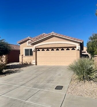 HOUSE FOR RENT - HOUSE FOR RENT