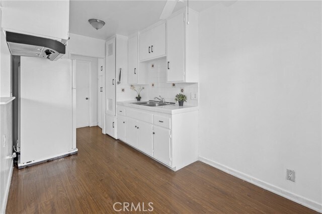 Foto del edificio - 330 W Laurel St