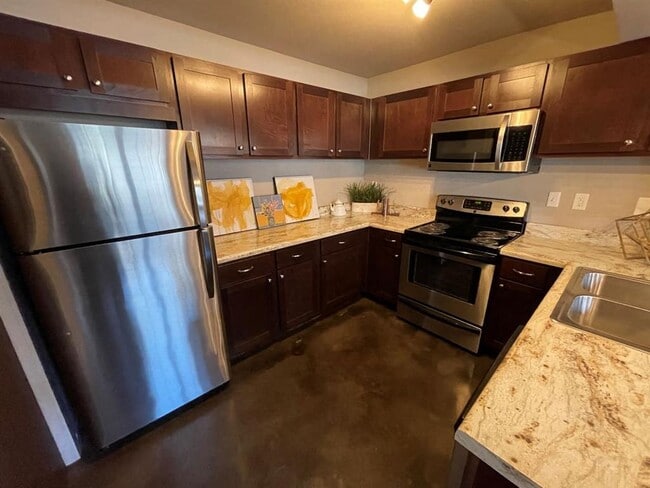 Building Photo - Palisades at Pleasant Crossing