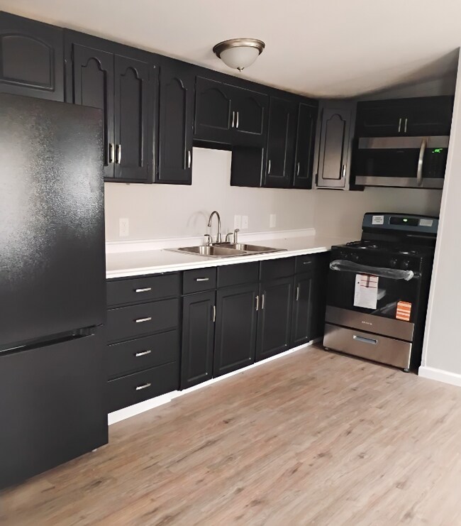 Foto del edificio - 154 Rainbow Dr