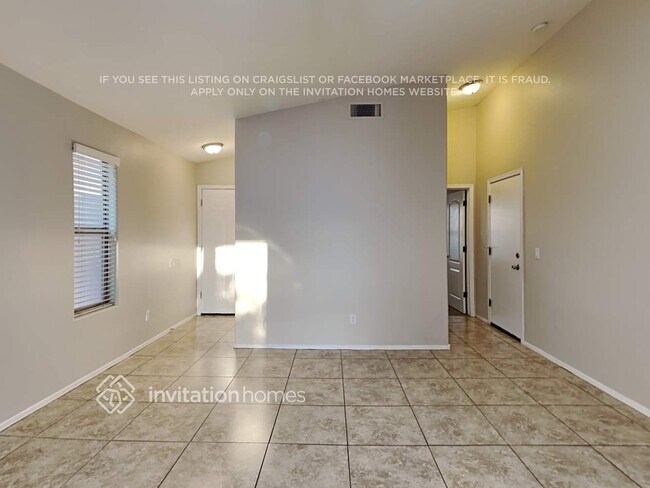 Building Photo - 9128 S Parkside Ln W