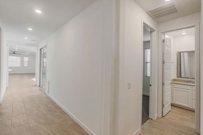 Foto del edificio - 12881 N 145th Dr