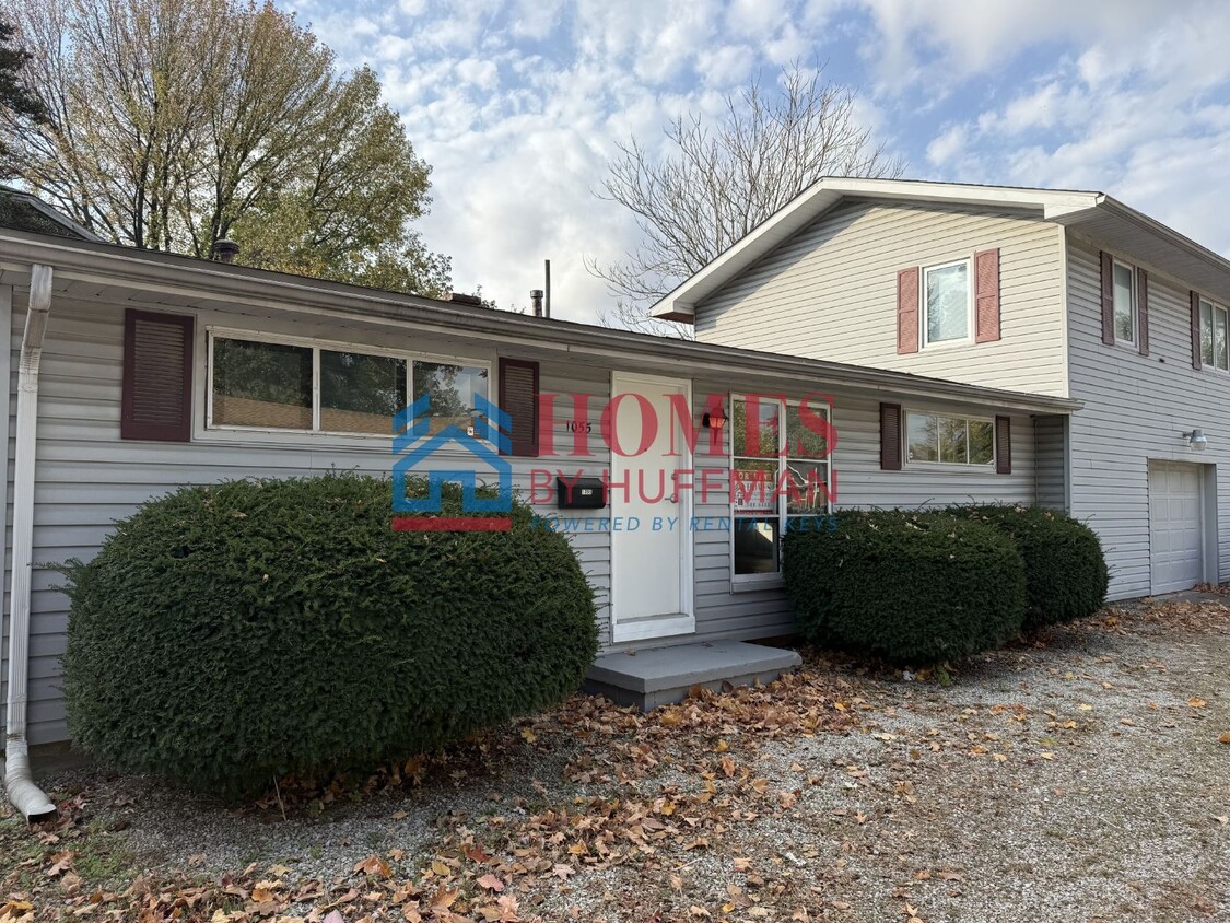 Primary Photo - Two Bedroom | Attached Garage