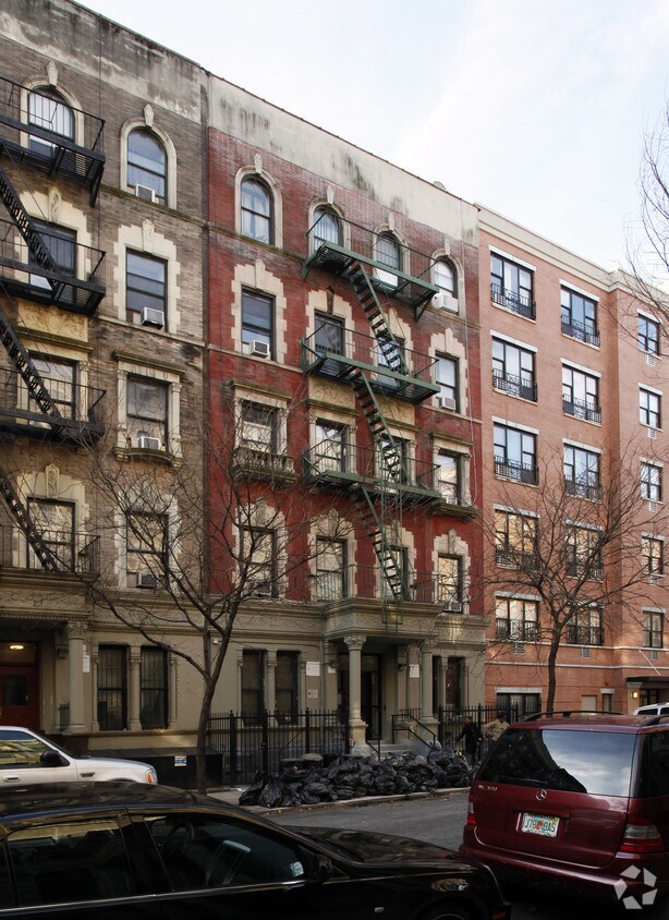 Foto del edificio - 148 W 111th St