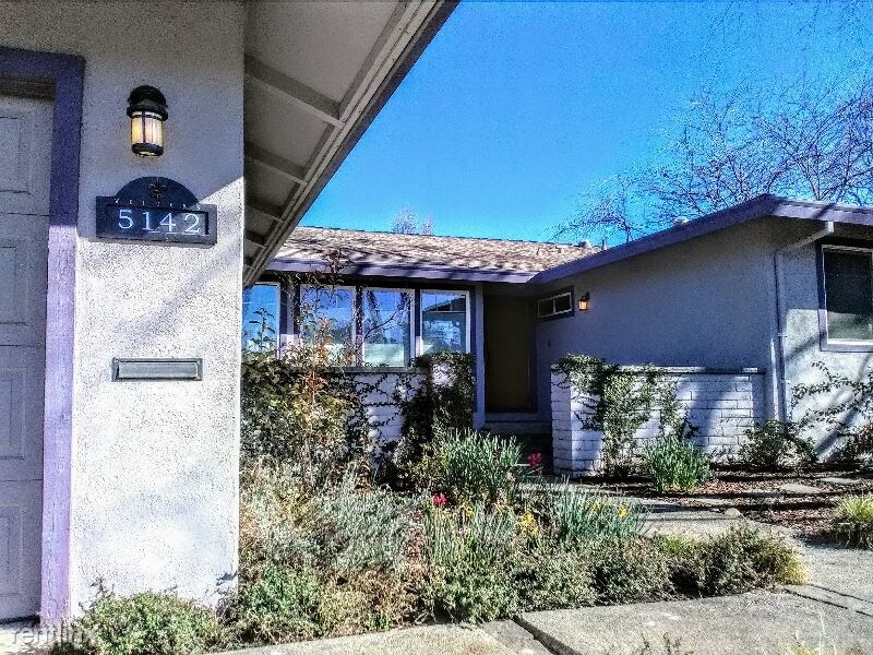 Primary Photo - 5142 Ridgegate Way