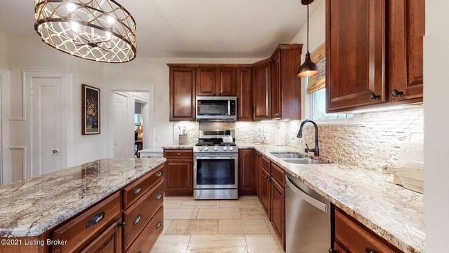 Building Photo - 1434 Cardinal Dr