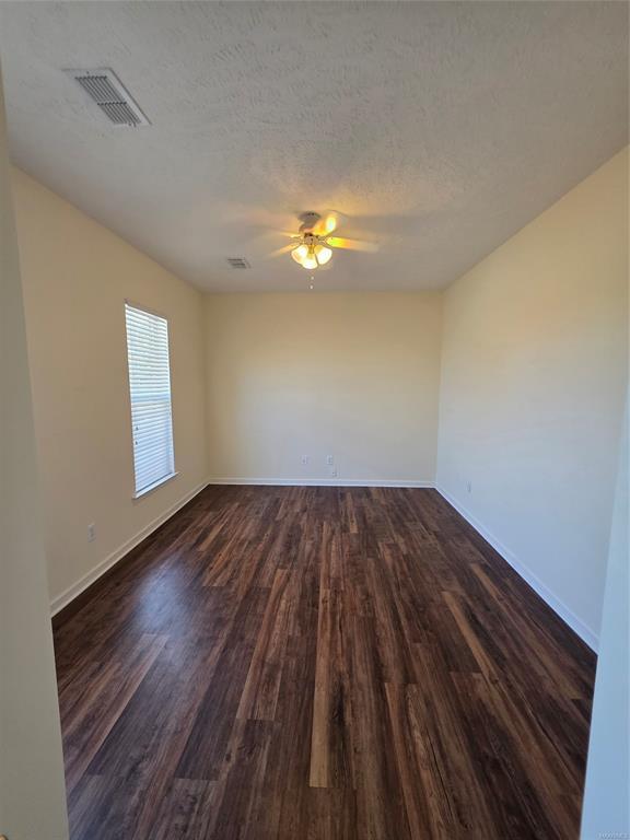 Foto del edificio - 9400 Bristlecone Dr